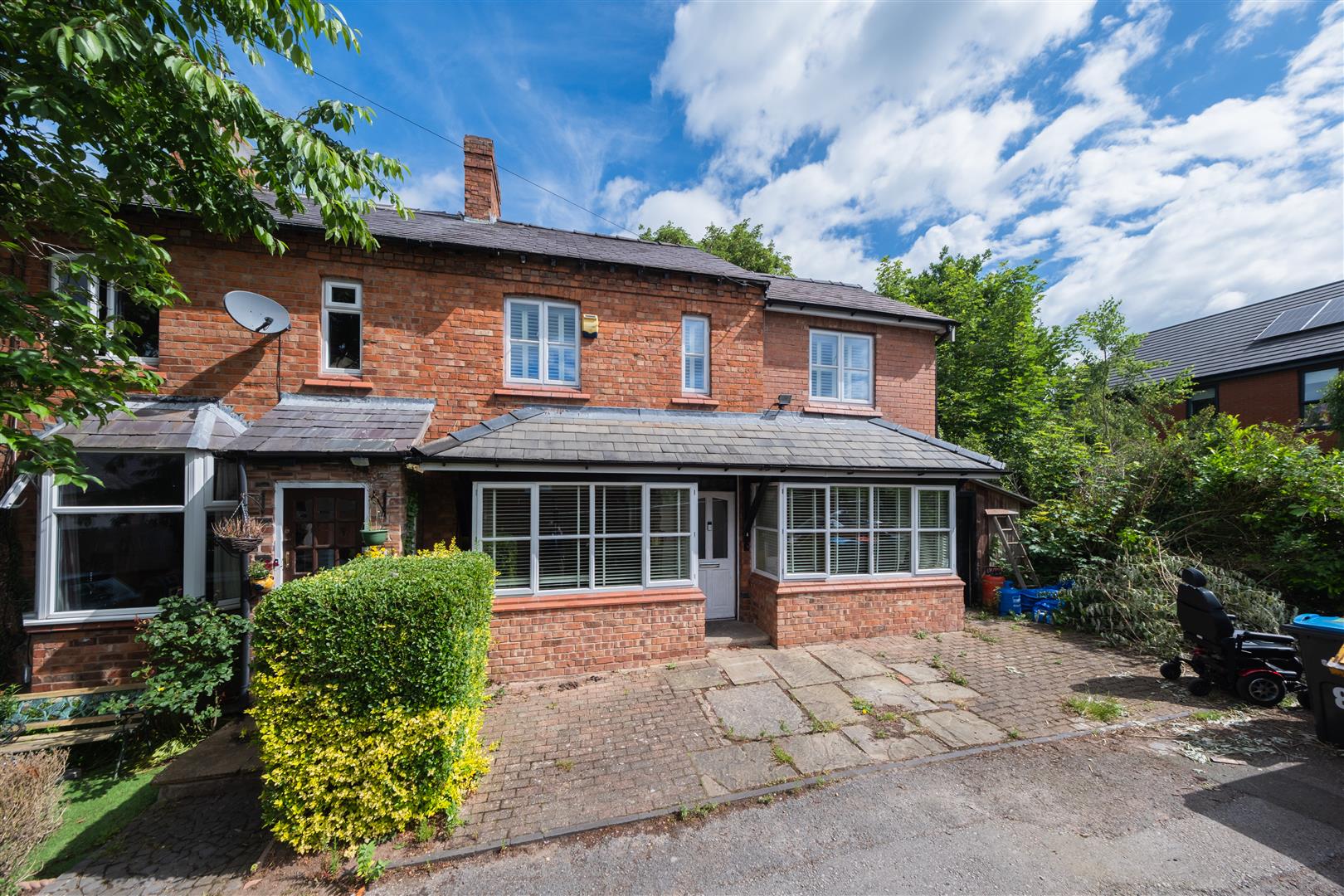 3 bedroom  End Terrace House for Sale in Tarporley